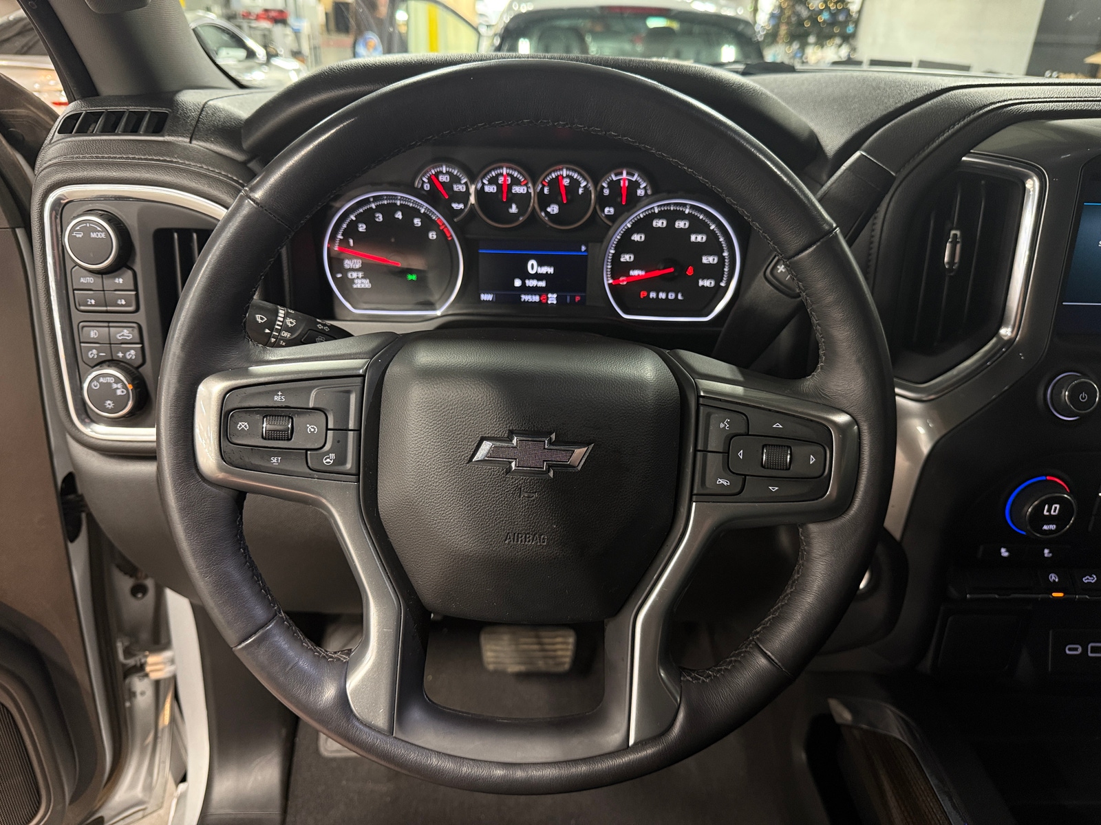 Thumbnail: 2022 Chevrolet Silverado 1500 - 5