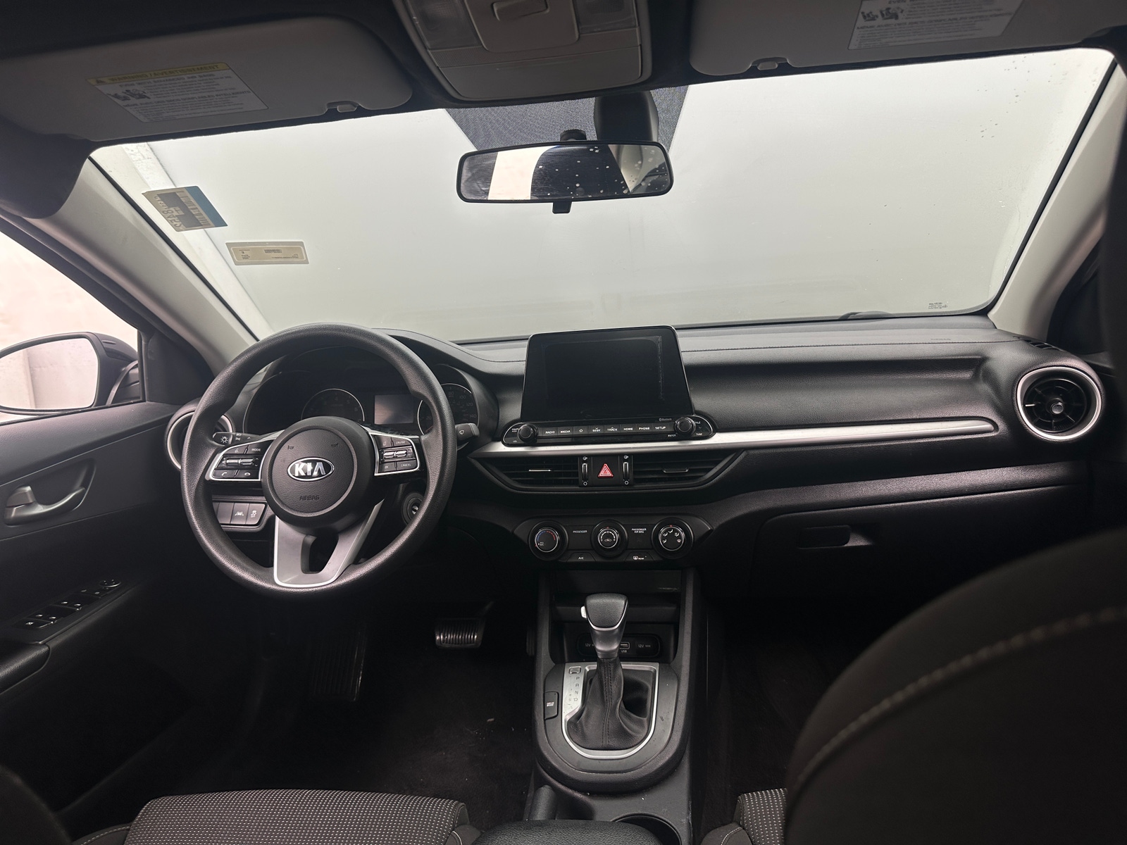 Thumbnail: 2020 Kia Forte - 3