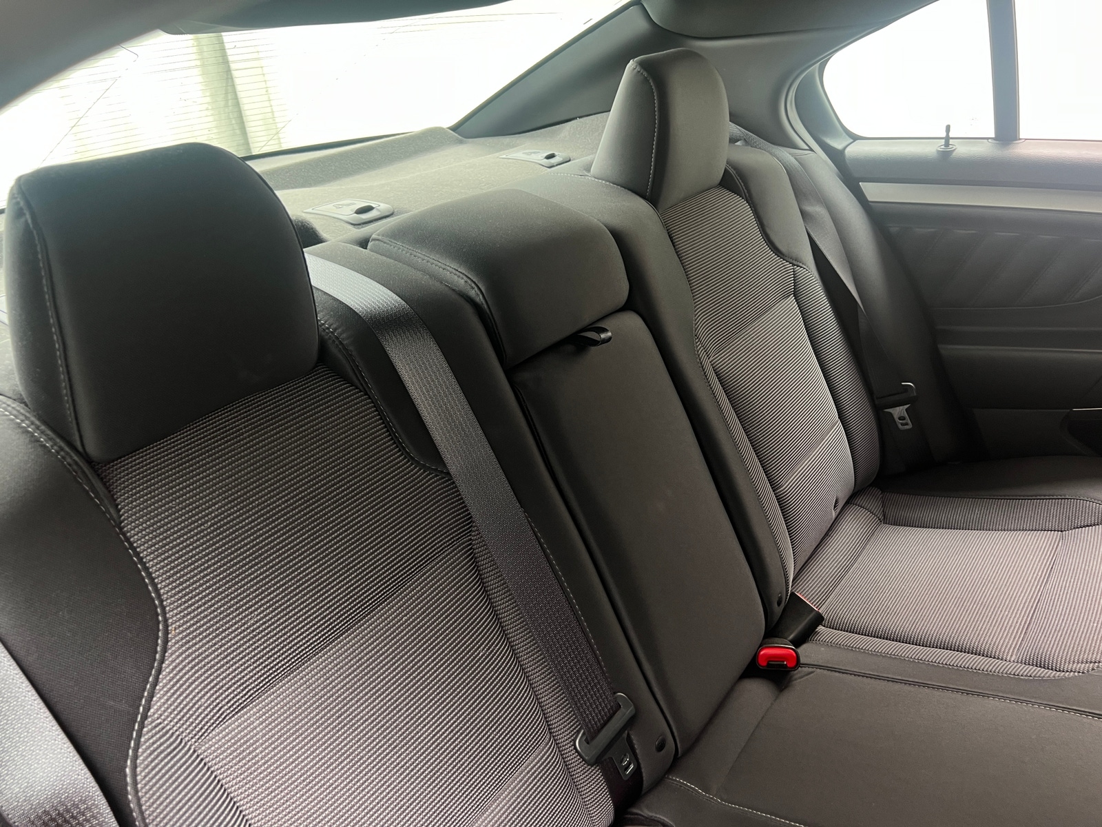 Thumbnail: 2015 Ford Taurus - 6