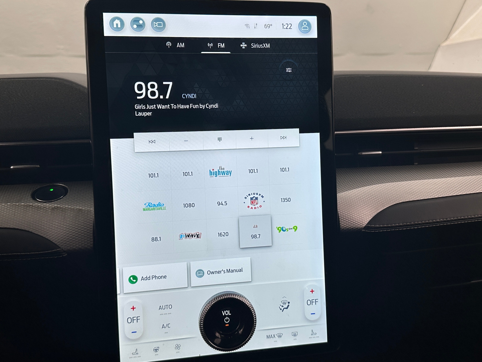 Thumbnail: 2021 Ford Mustang Mach-E - 3