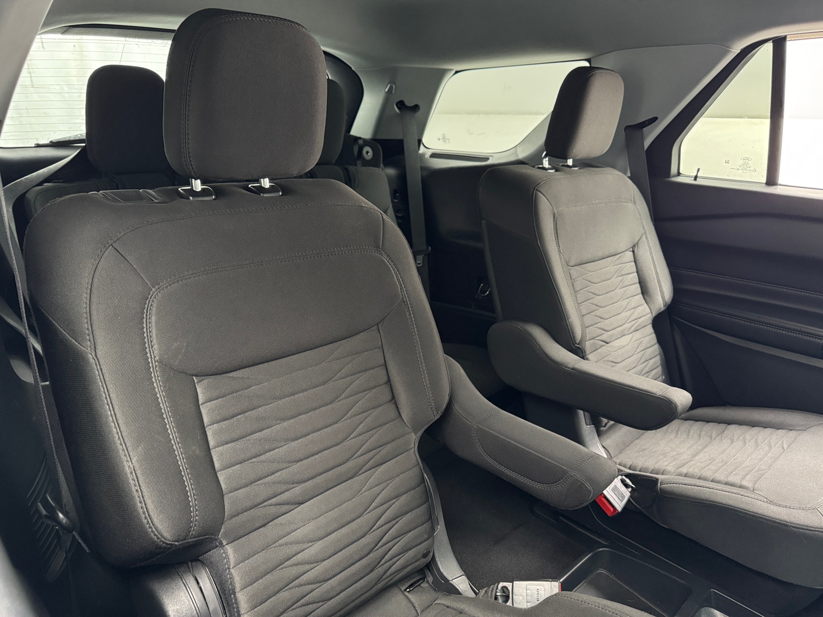 Thumbnail: 2021 Ford Explorer - 6