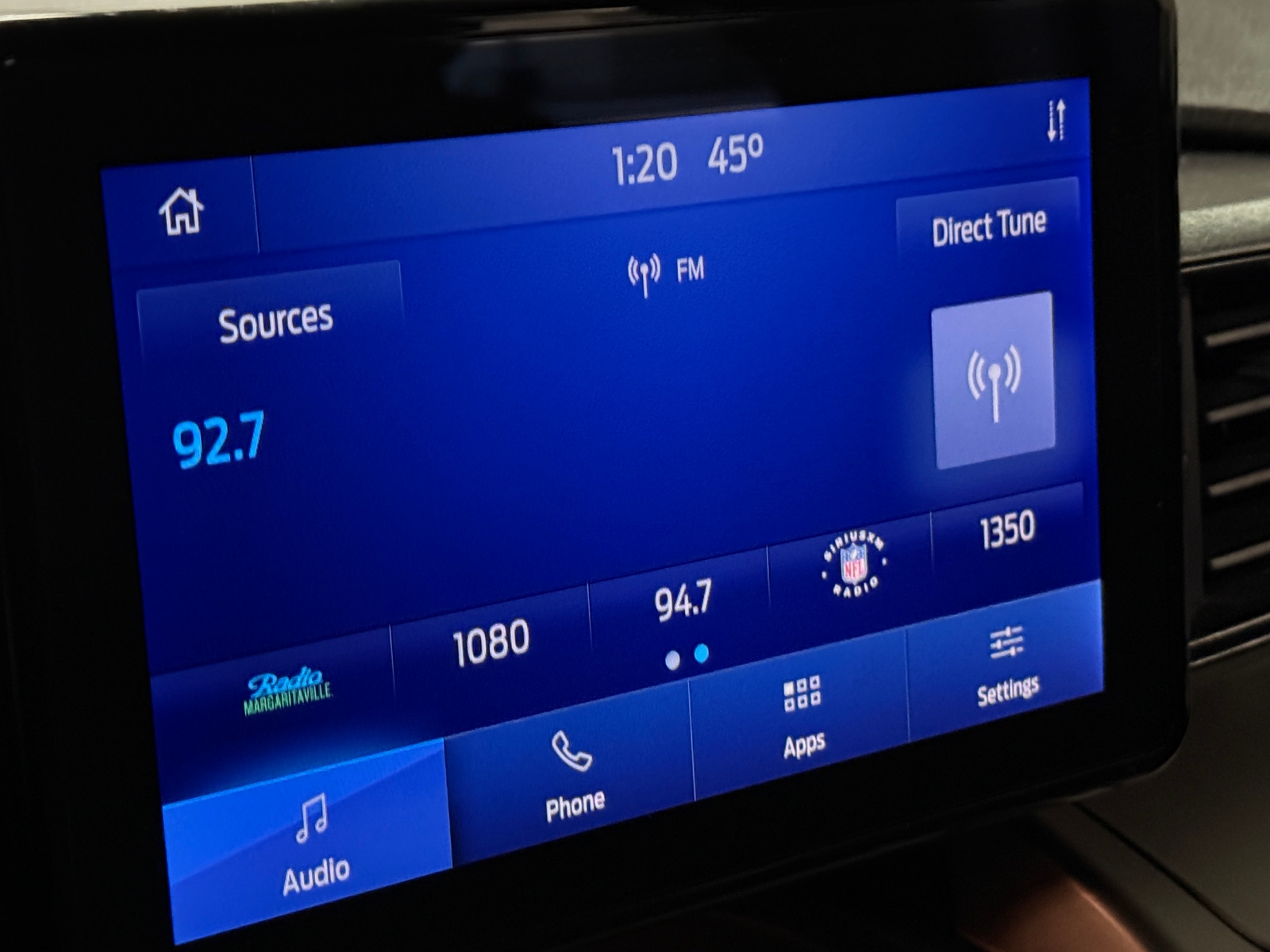 Thumbnail: 2021 Ford Explorer - 4