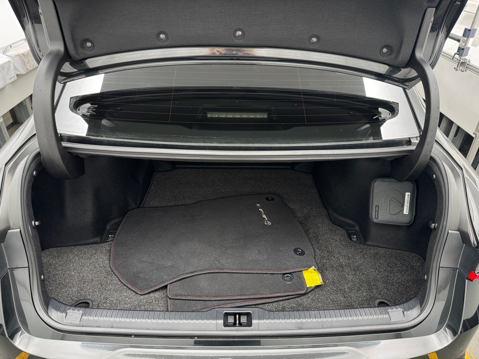 Thumbnail: 2024 Lexus IS - 6