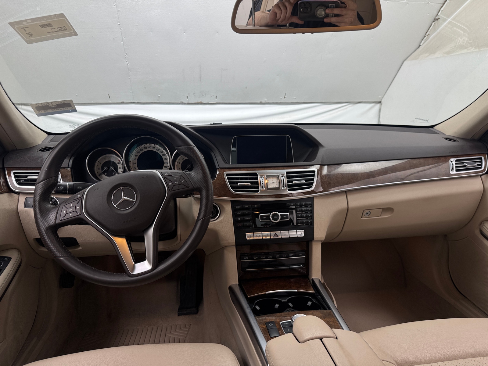 Thumbnail: 2014 Mercedes-Benz E-Class - 2