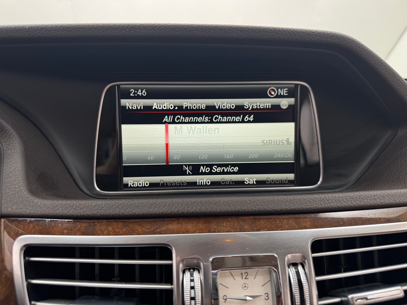 Thumbnail: 2014 Mercedes-Benz E-Class - 3