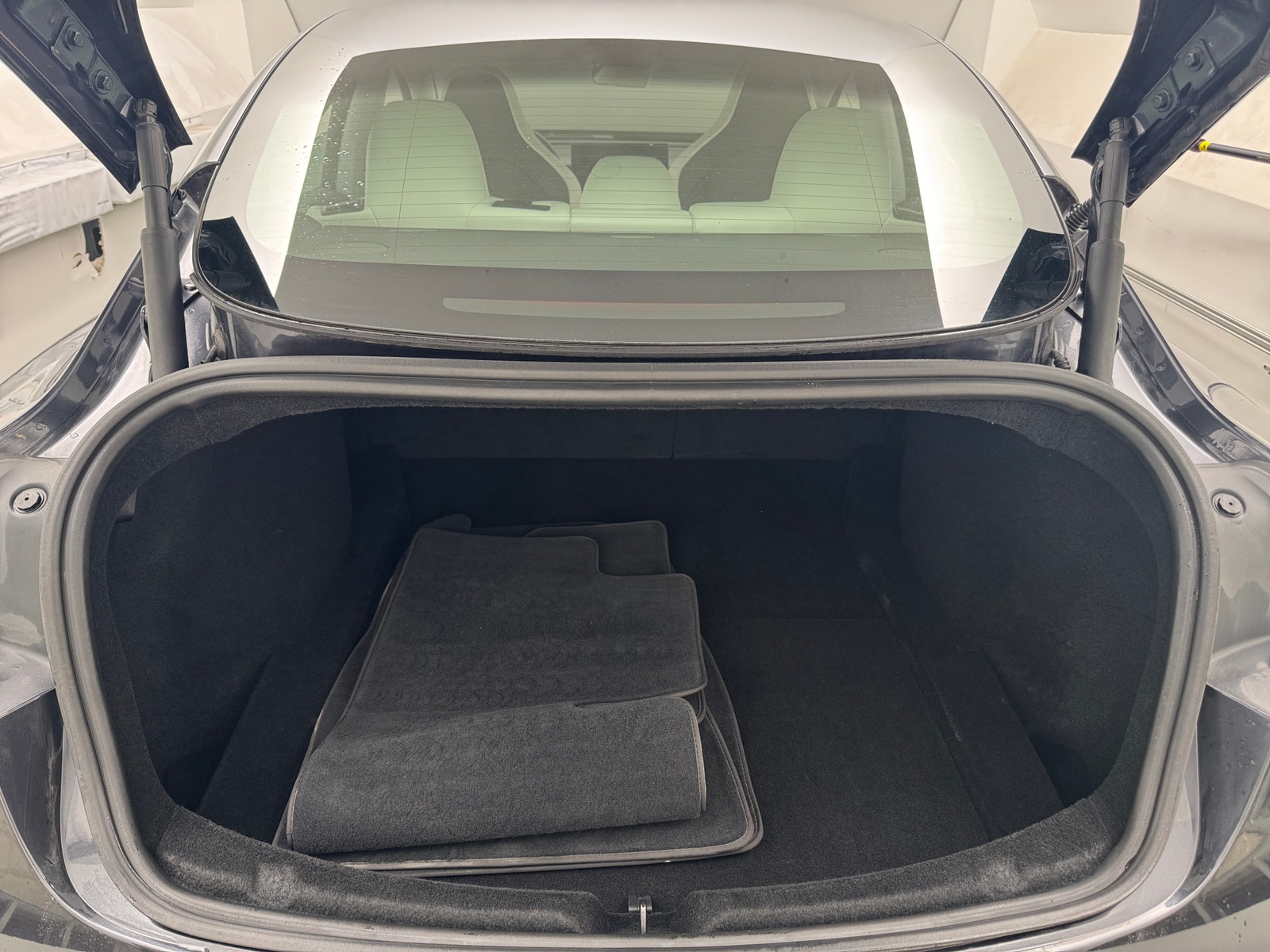 Thumbnail: 2024 Tesla Model 3 - 6
