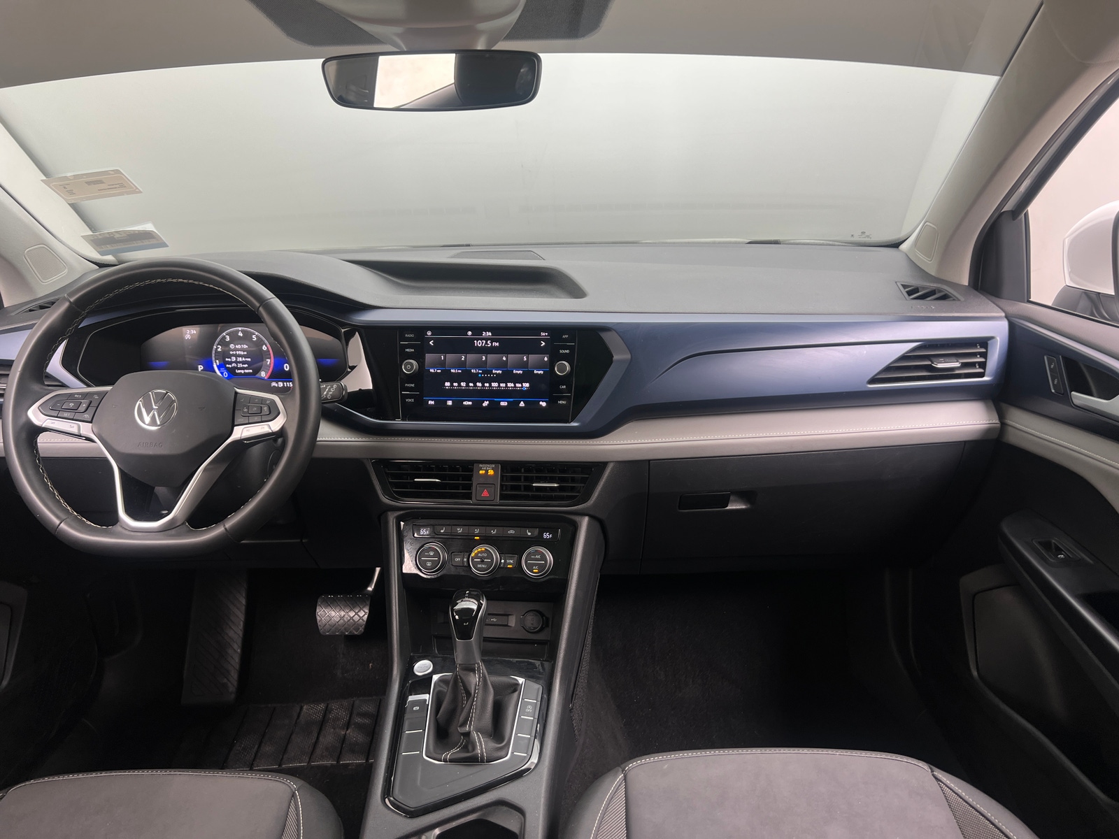 Thumbnail: 2024 Volkswagen Taos - 3