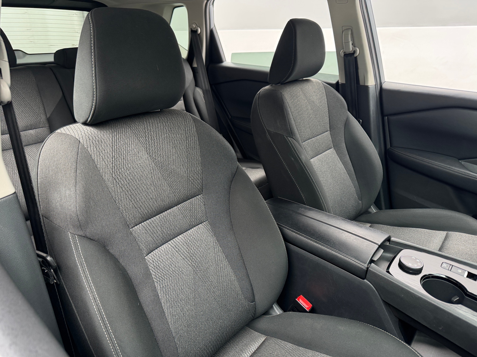 Thumbnail: 2025 Nissan Rogue - 2