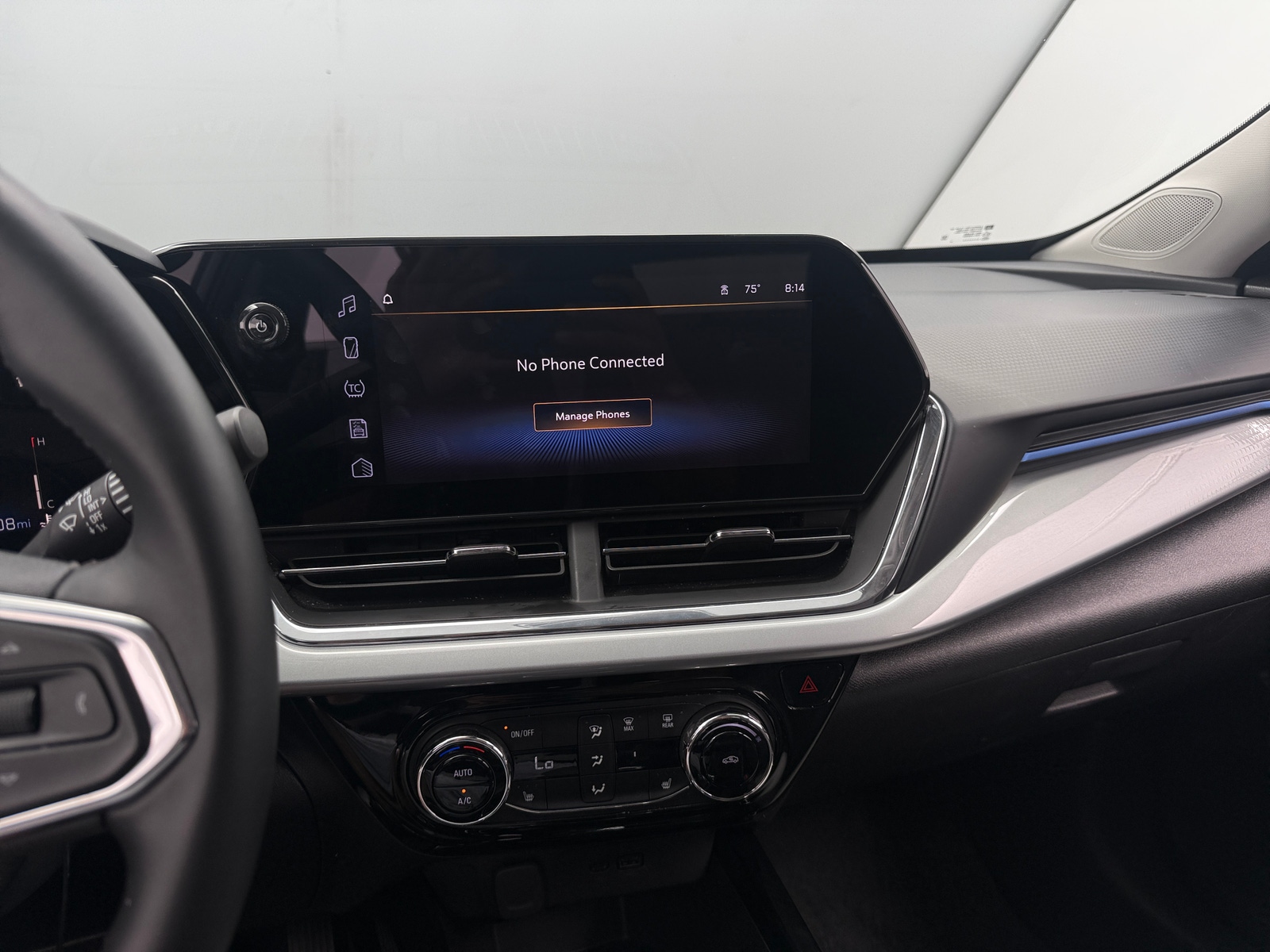 Thumbnail: 2025 Chevrolet Trax - 4