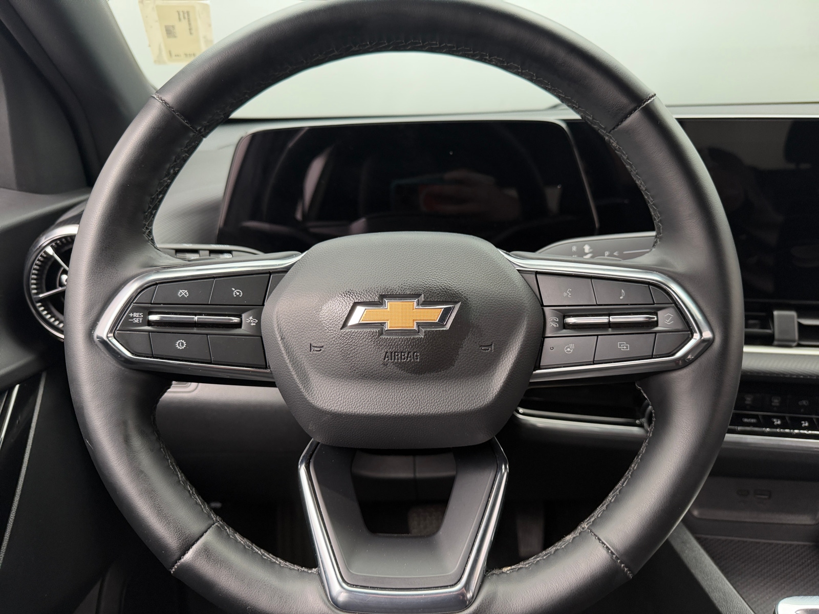 Thumbnail: 2025 Chevrolet Equinox - 5