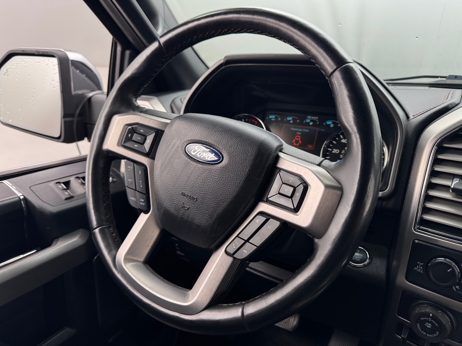 Thumbnail: 2019 Ford Econoline - 4