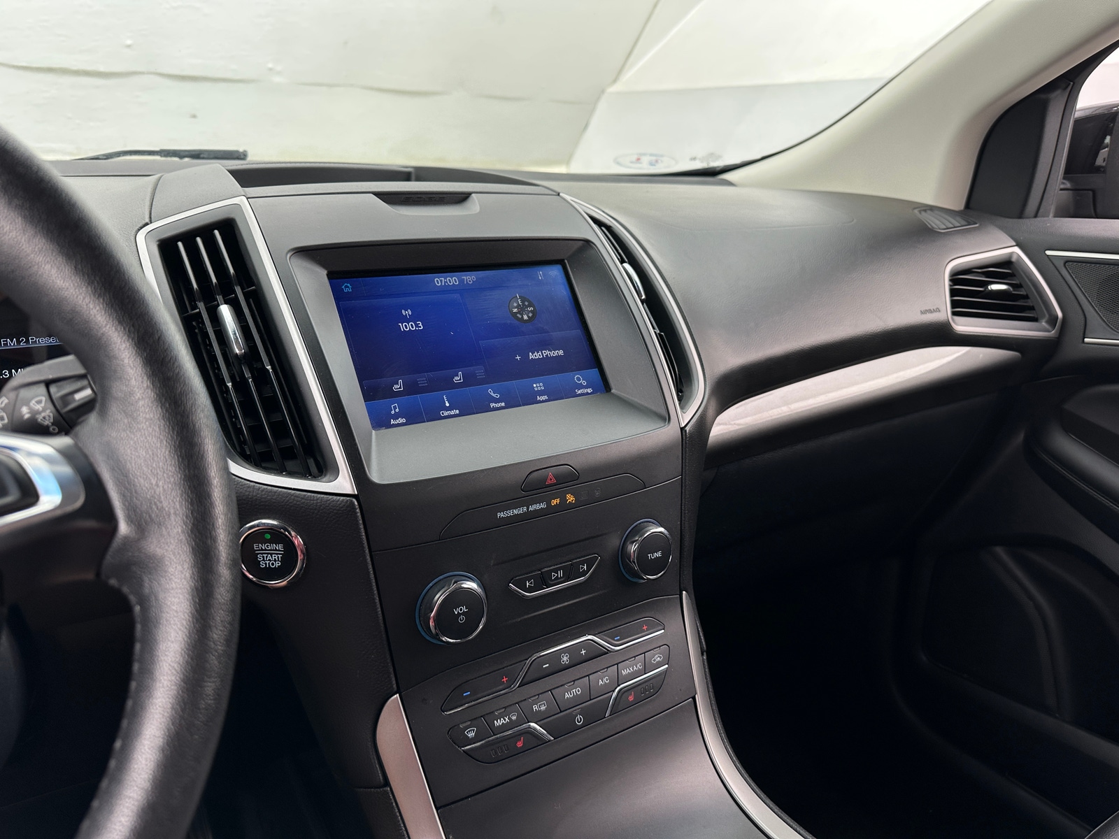 Thumbnail: 2020 Ford Edge - 3