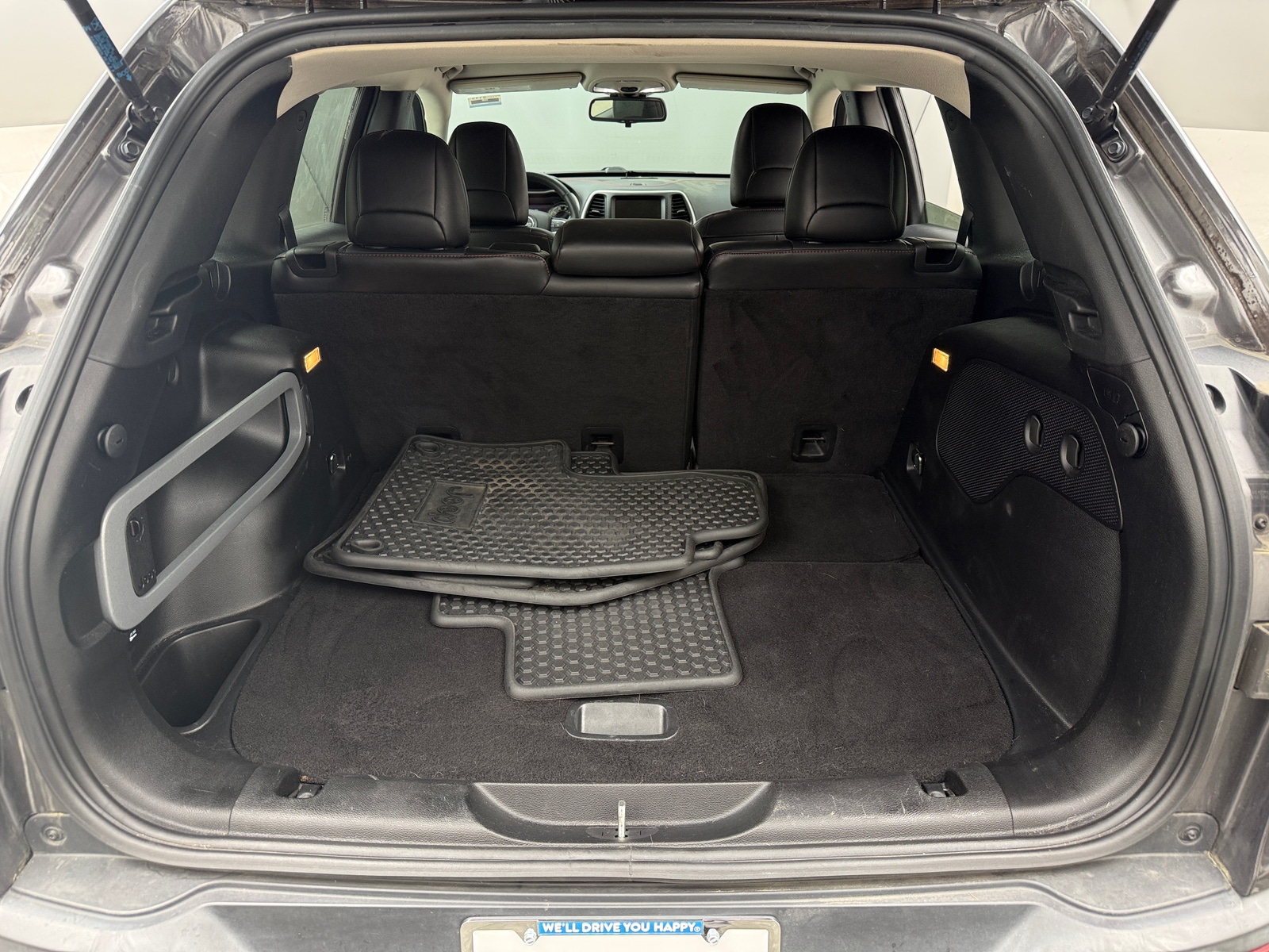 Thumbnail: 2014 Jeep Cherokee - 7