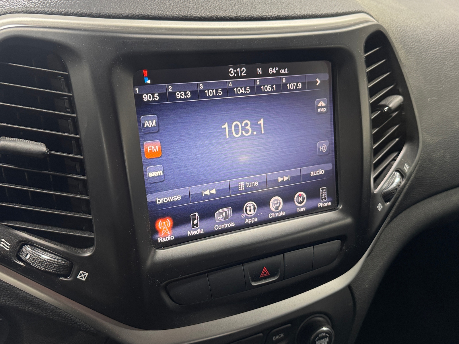 Thumbnail: 2014 Jeep Cherokee - 4