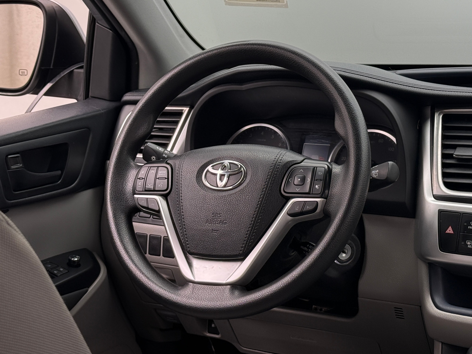 Thumbnail: 2019 Toyota Highlander - 5