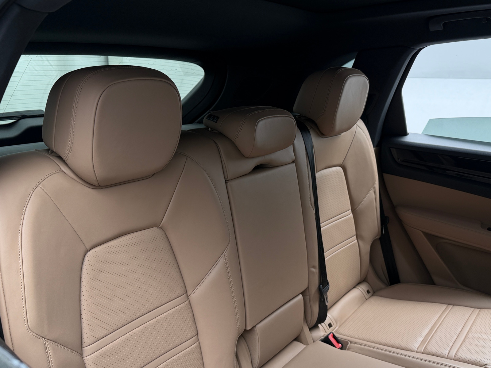 Thumbnail: 2019 Porsche Cayenne - 5