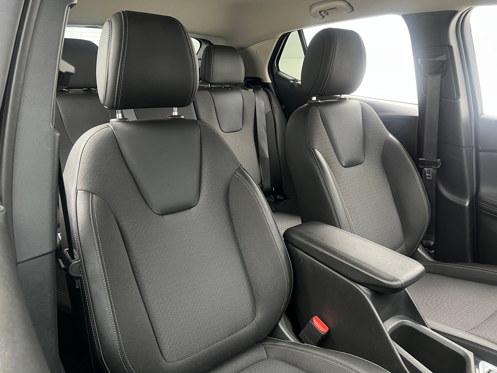 Thumbnail: 2025 Buick Encore GX - 2