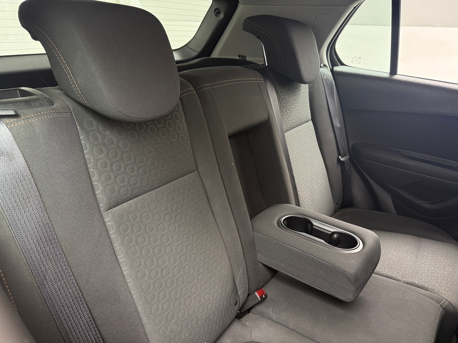 Thumbnail: 2017 Chevrolet Trax - 6