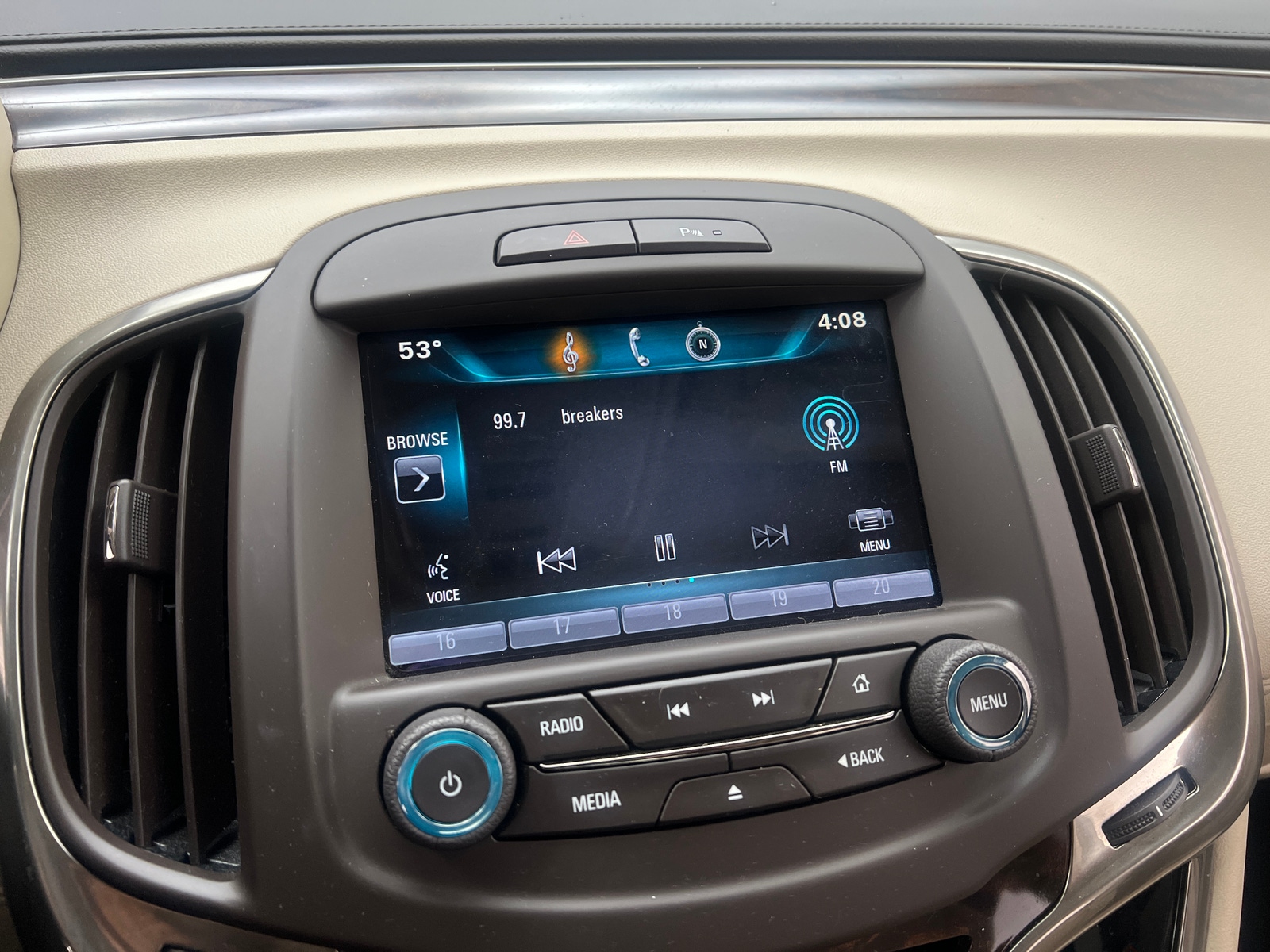 Thumbnail: 2015 Buick LaCrosse - 3