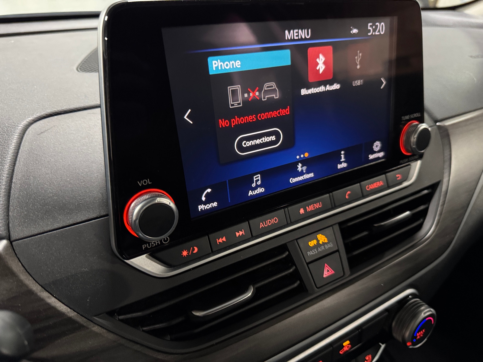 Thumbnail: 2025 Nissan Altima - 4