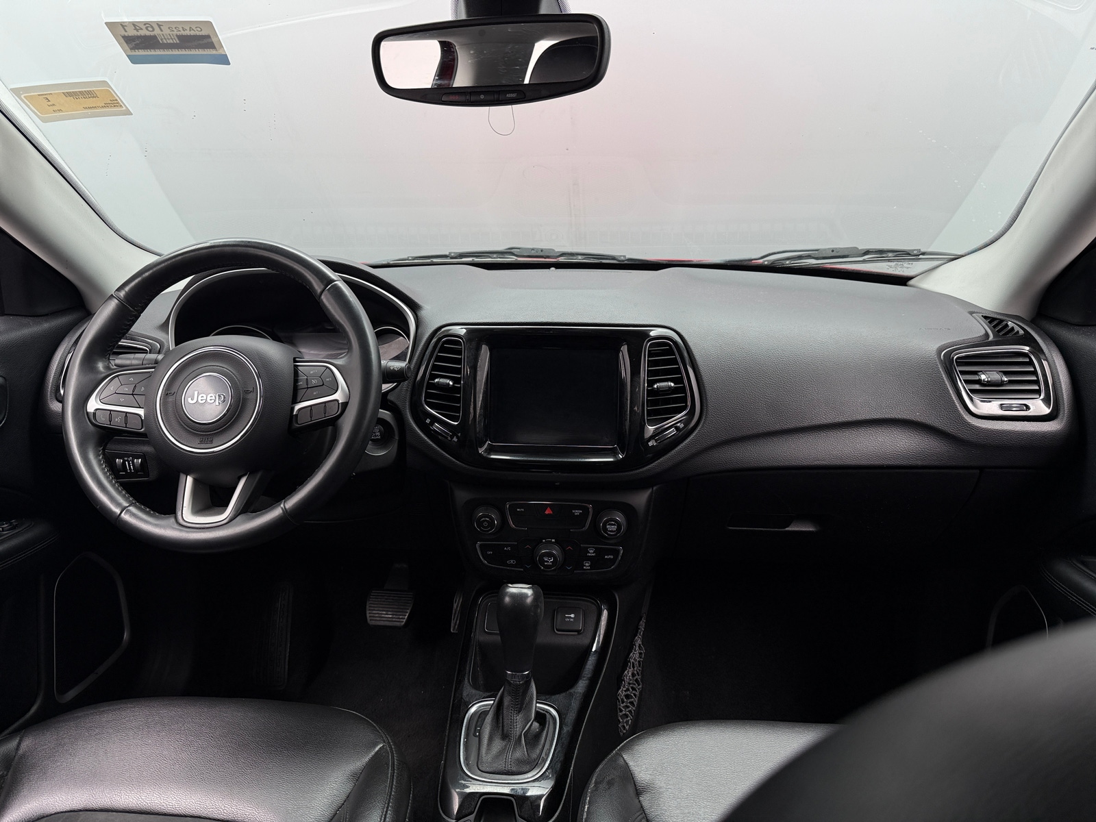 Thumbnail: 2018 Jeep Compass - 3