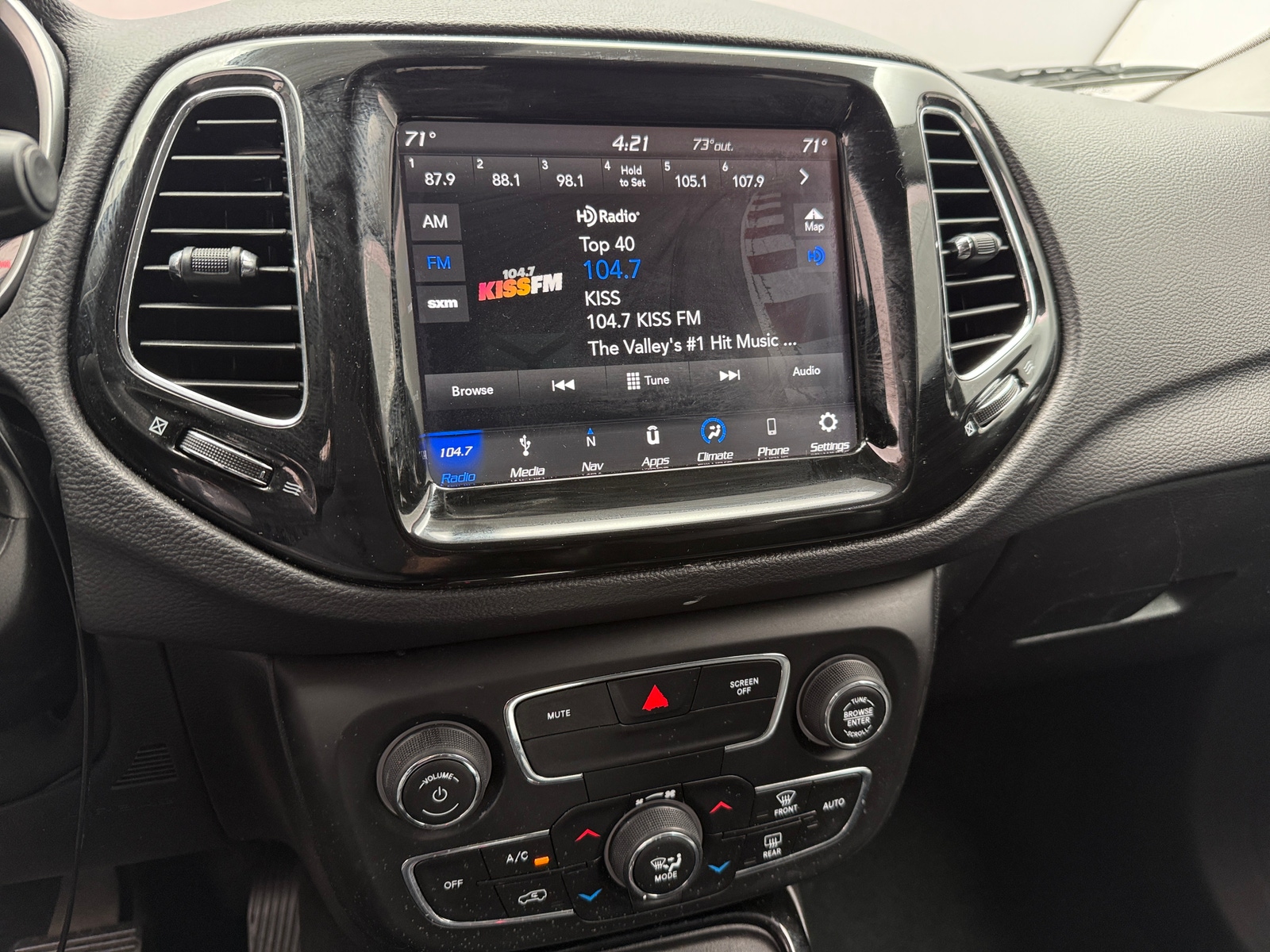 Thumbnail: 2018 Jeep Compass - 4
