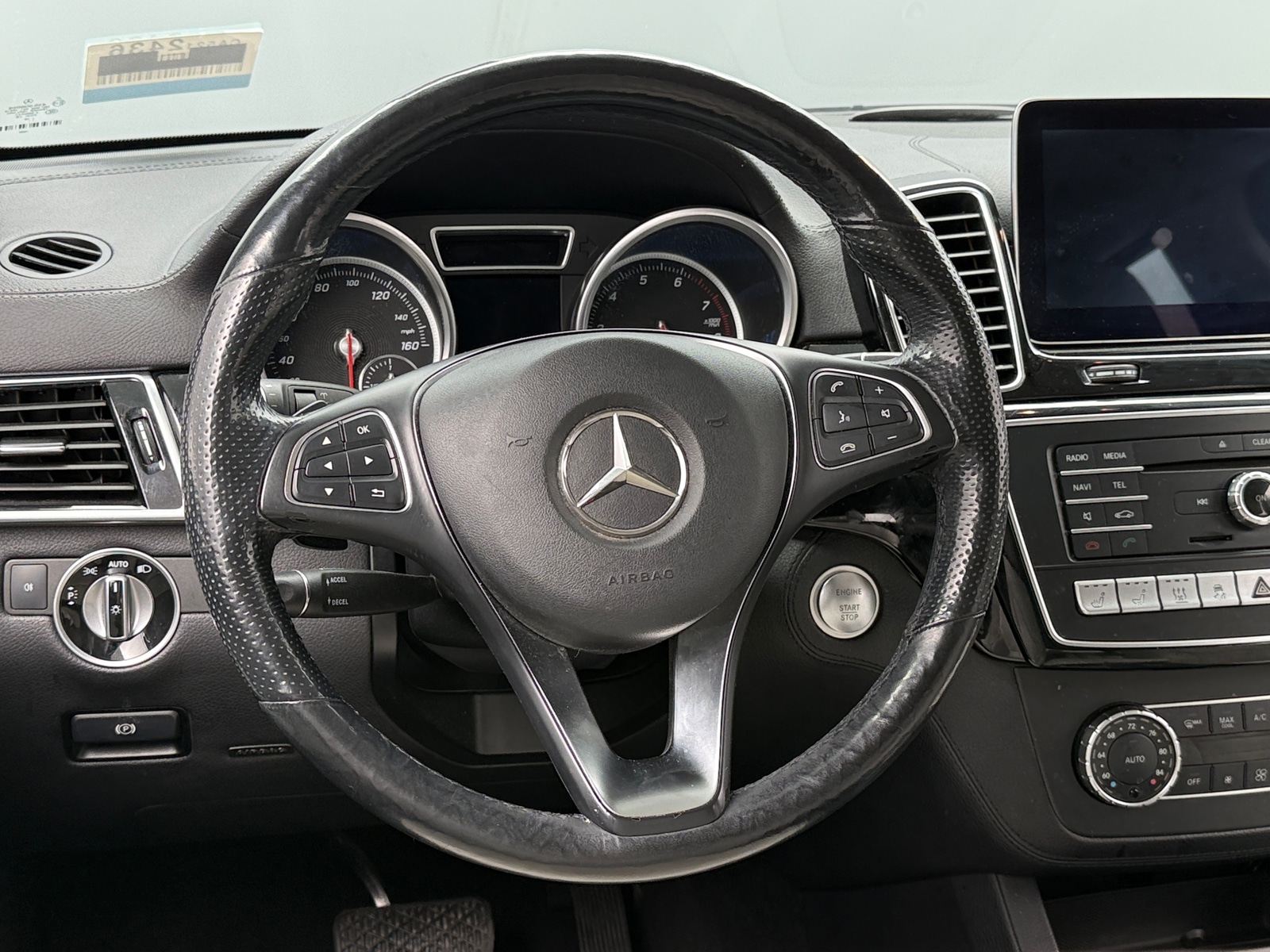 Thumbnail: 2017 Mercedes-Benz GLE - 4