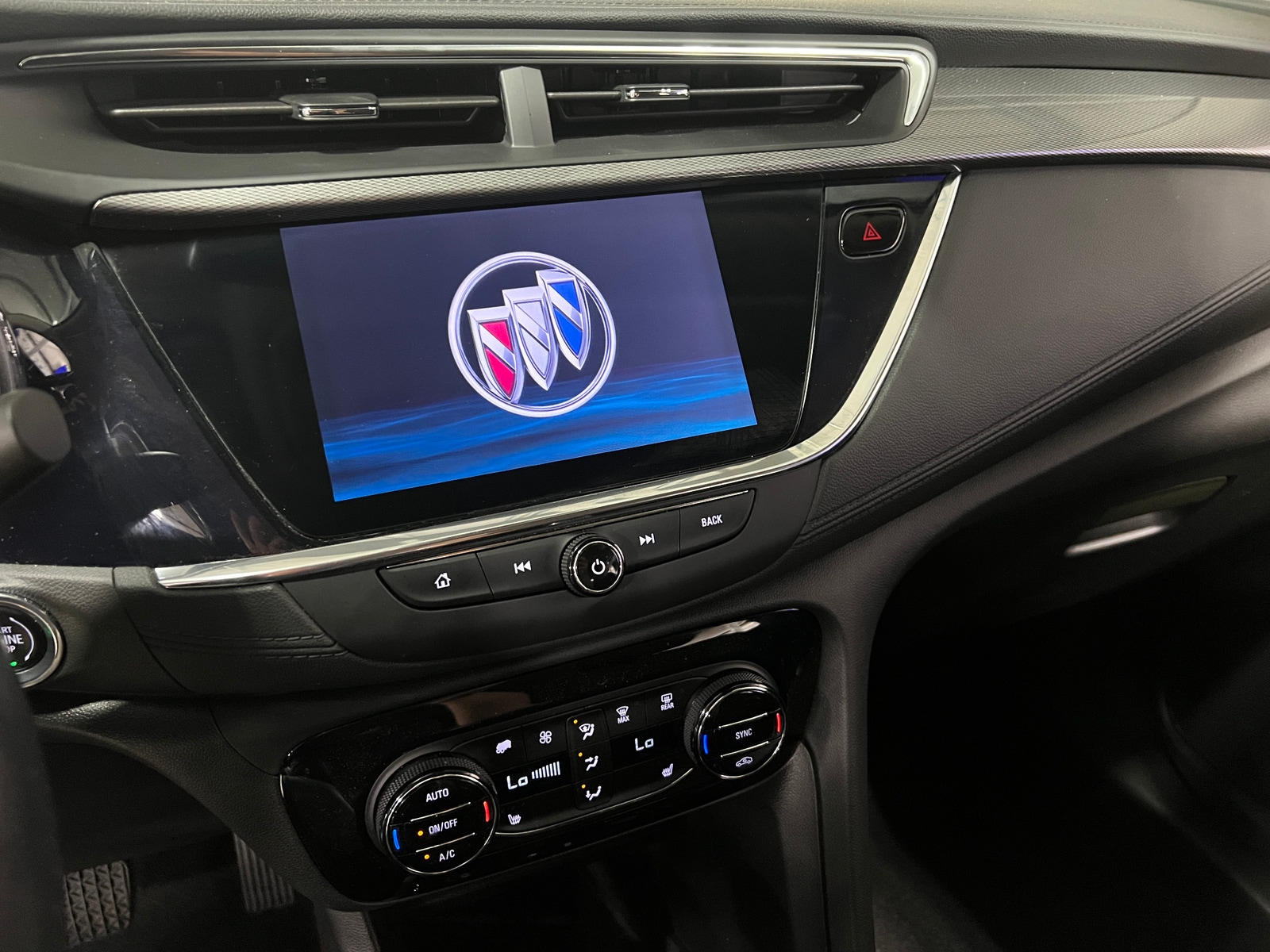 Thumbnail: 2023 Buick Encore GX - 3