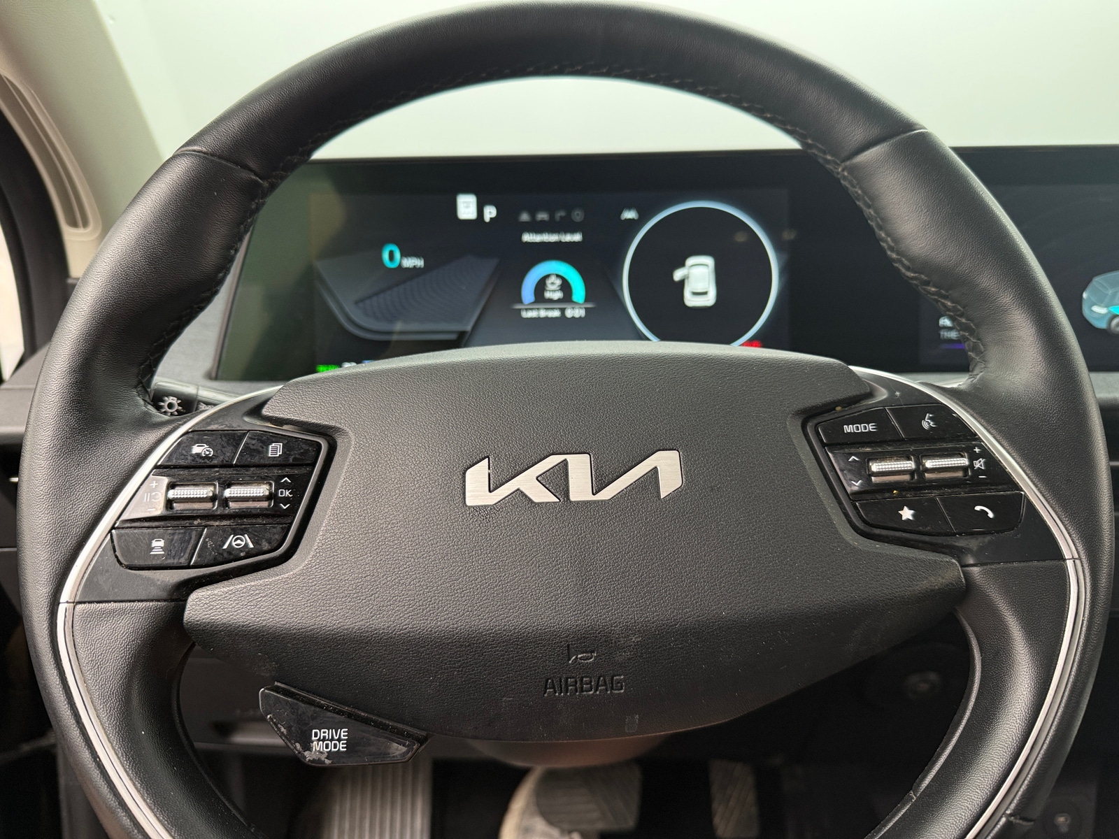 Thumbnail: 2024 Kia EV6 - 4