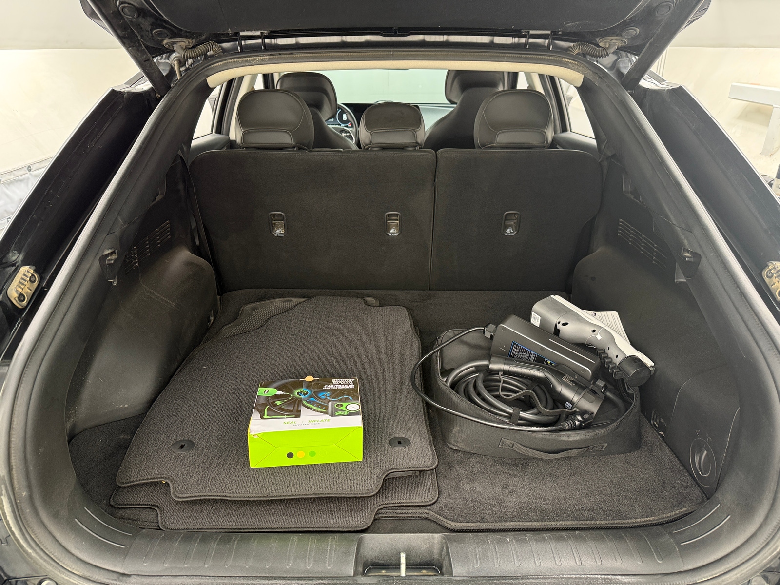 Thumbnail: 2024 Kia EV6 - 6