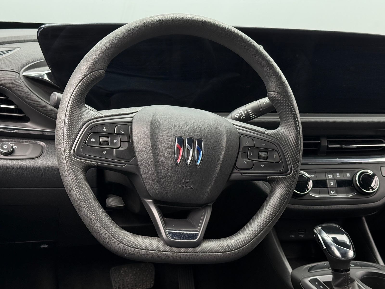 Thumbnail: 2025 Buick Envista - 4