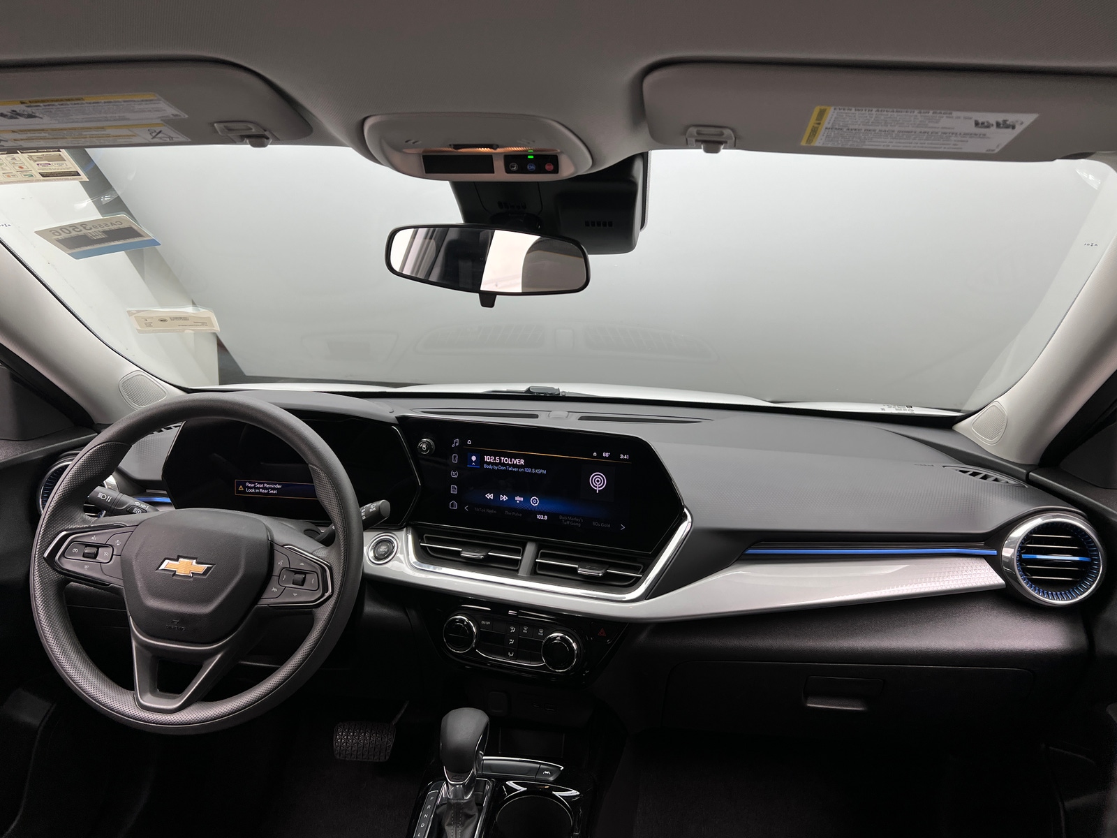 Thumbnail: 2025 Chevrolet Trax - 3