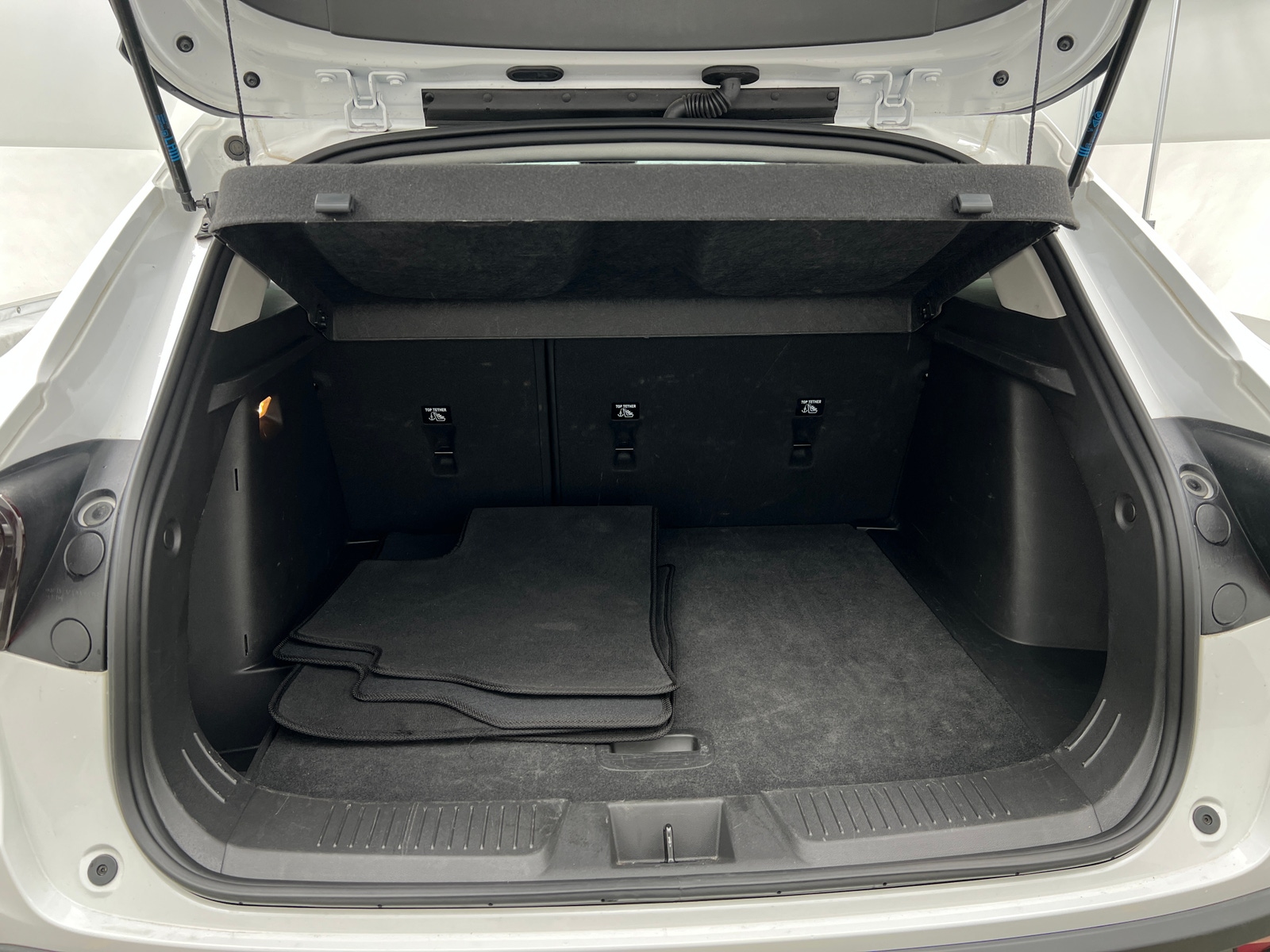 Thumbnail: 2025 Chevrolet Trax - 7