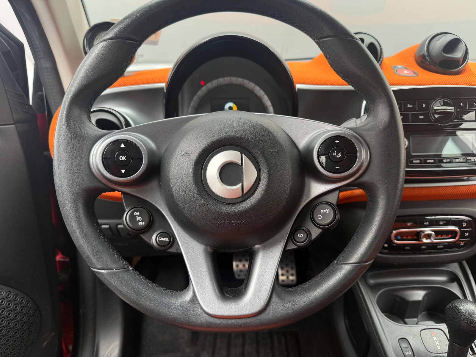 Thumbnail: 2019 smart fortwo - 5