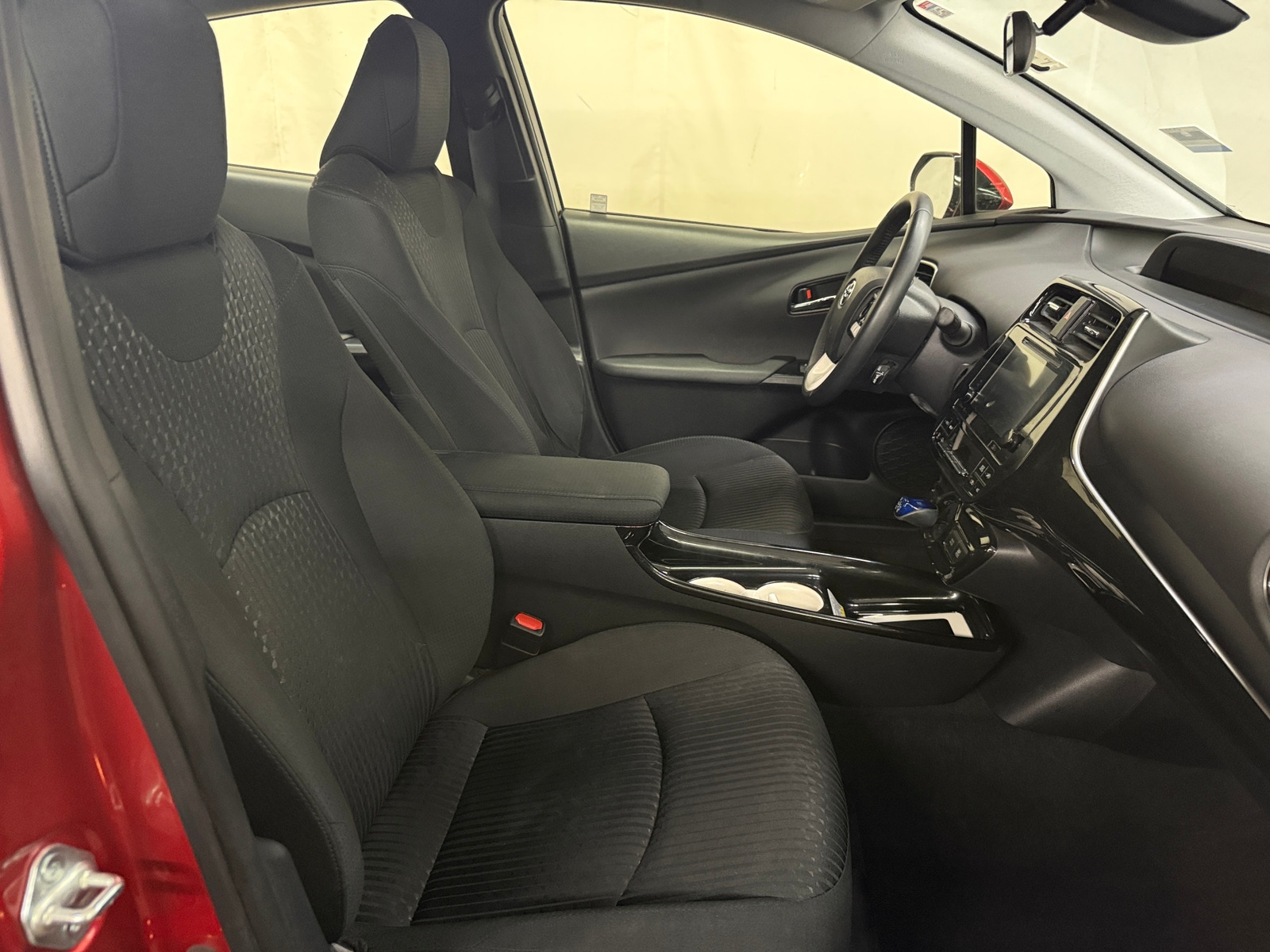 Thumbnail: 2017 Toyota Prius - 2