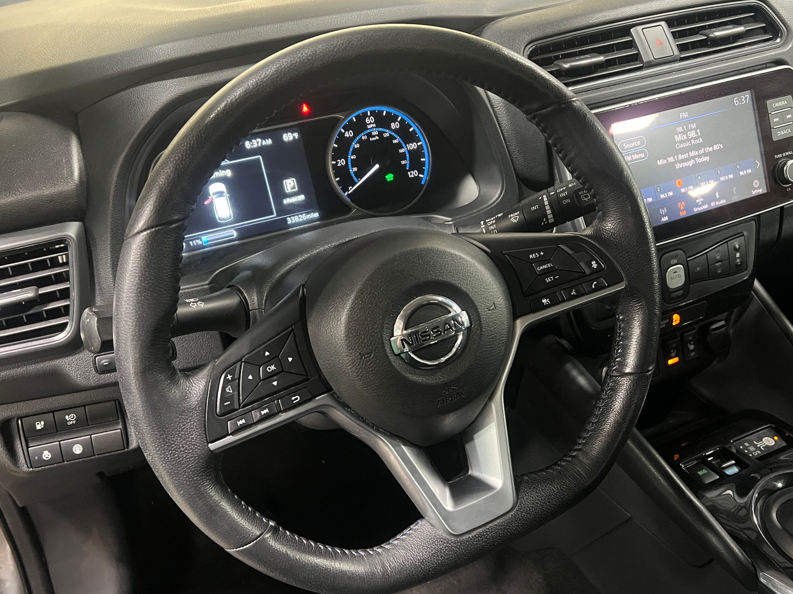 Thumbnail: 2022 Nissan Leaf - 5