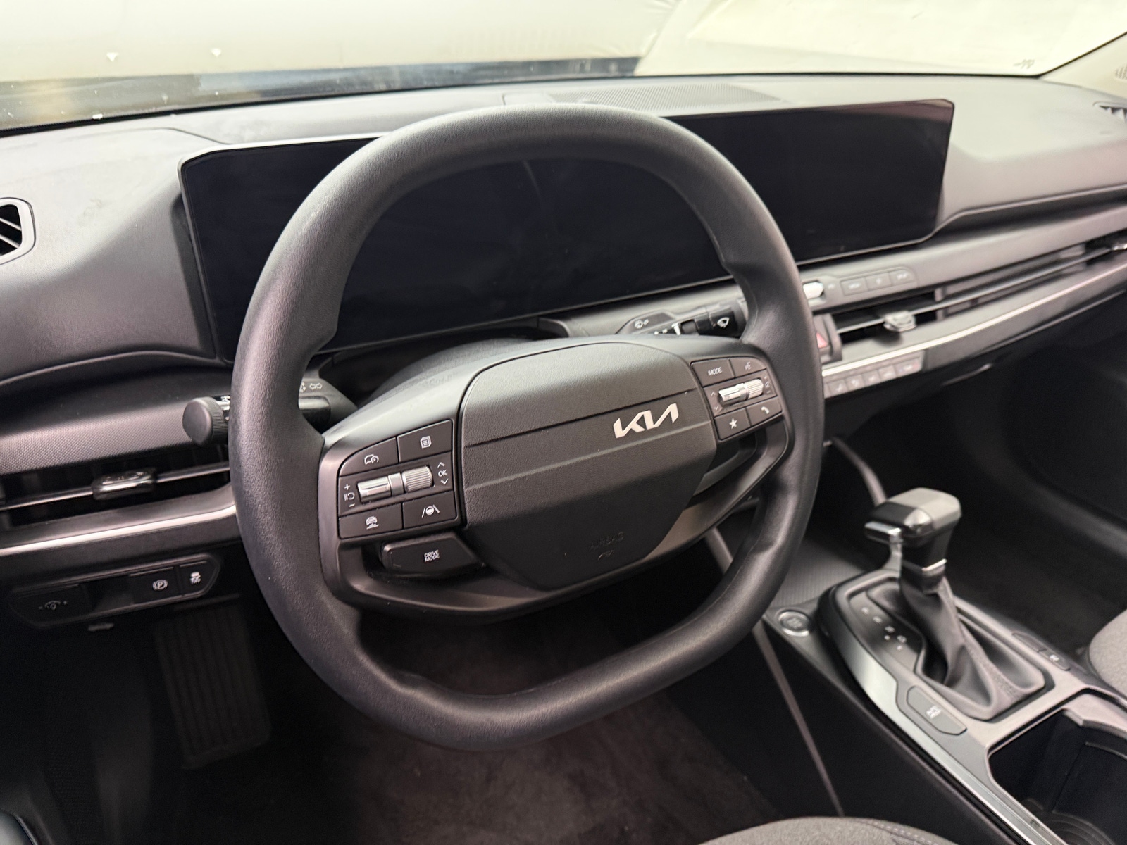 Thumbnail: 2025 Kia K4 - 5
