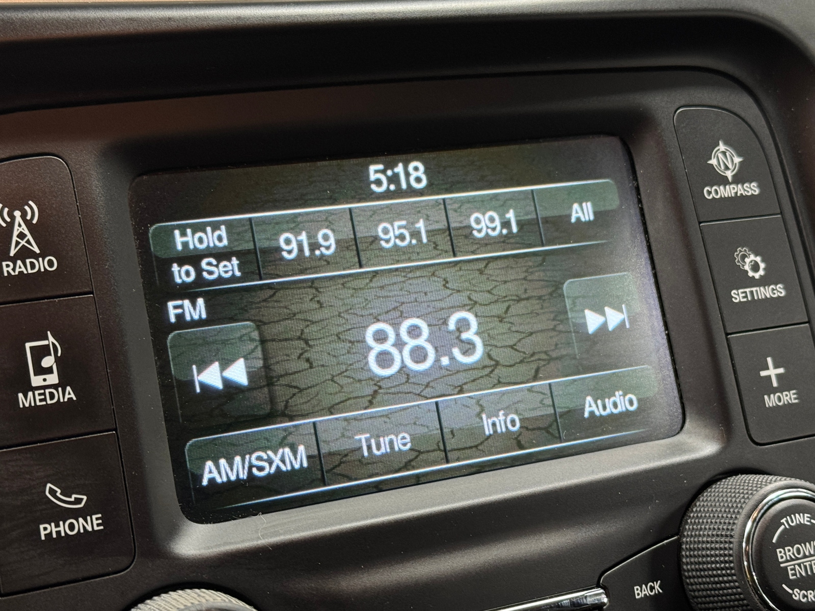 Thumbnail: 2017 Jeep Cherokee - 4