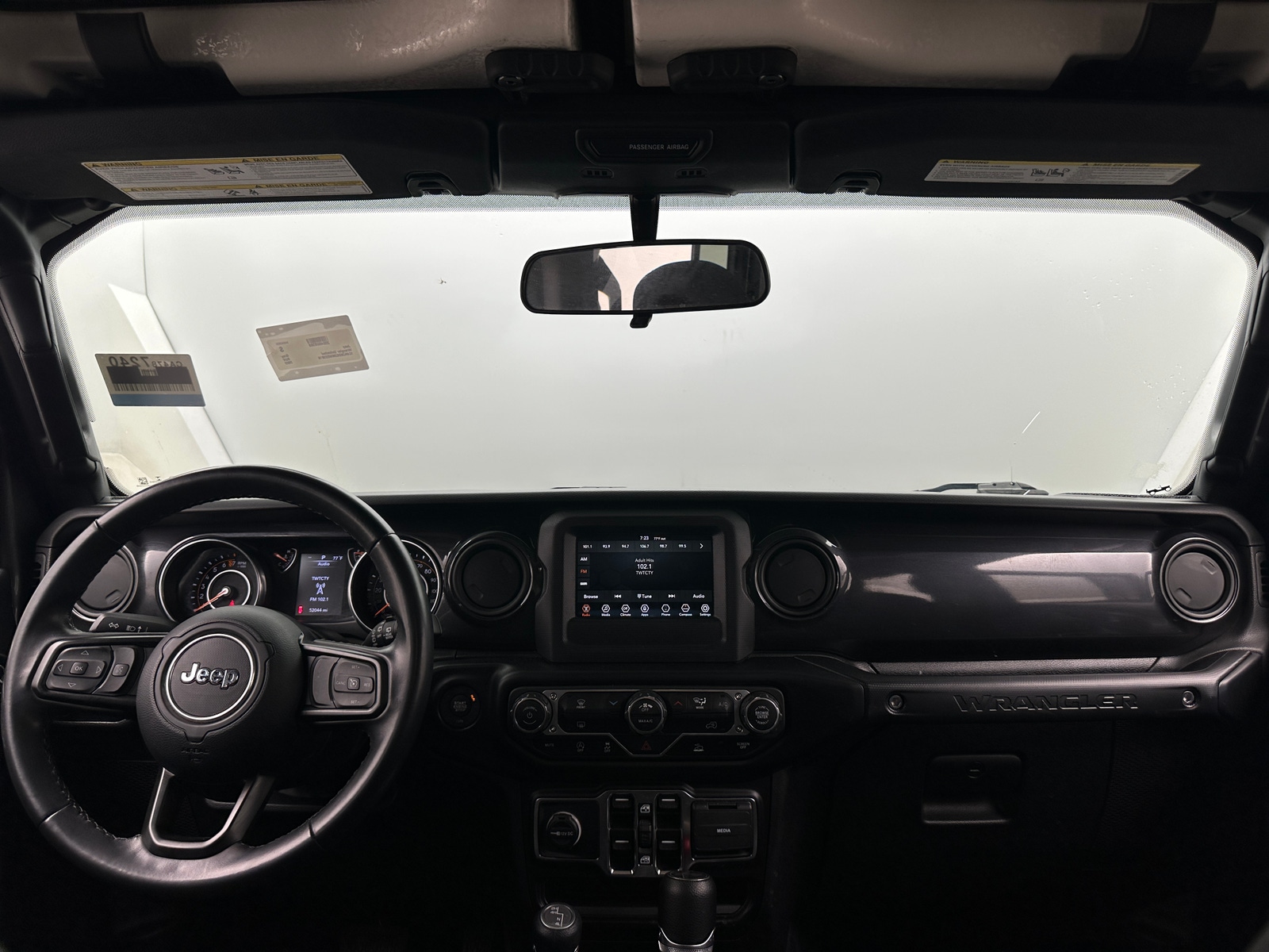 Thumbnail: 2022 Jeep Wrangler - 3