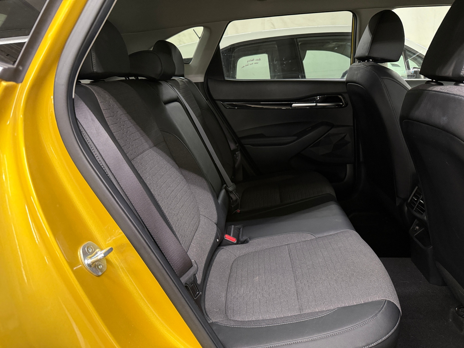 Thumbnail: 2022 Kia Seltos - 6