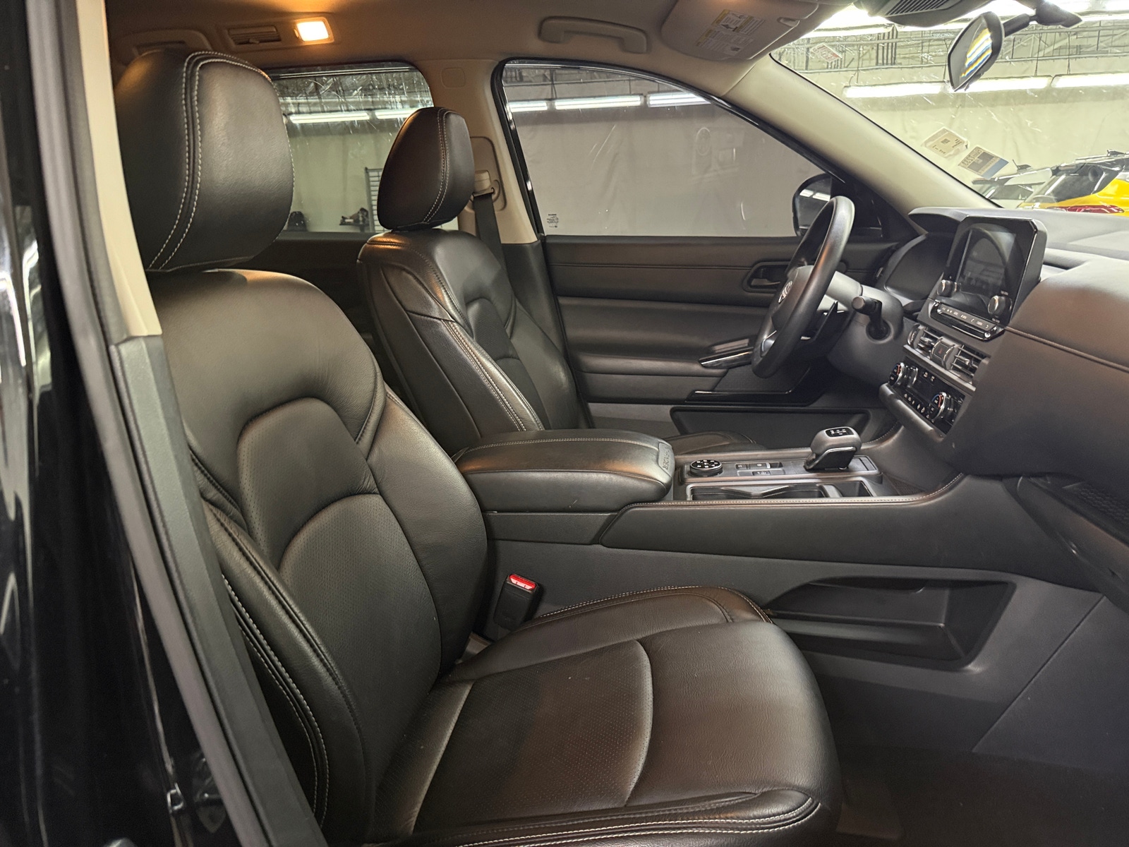 Thumbnail: 2024 Nissan Pathfinder - 2