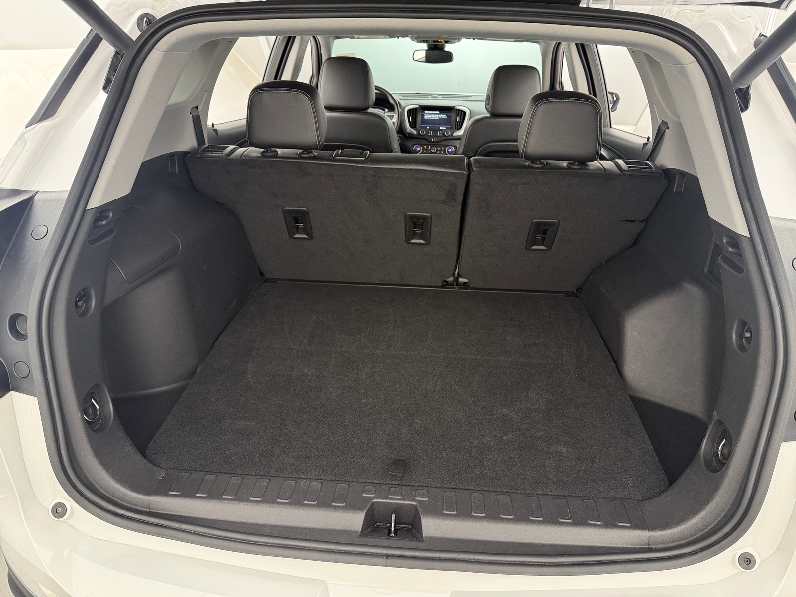 Thumbnail: 2024 GMC Terrain - 6