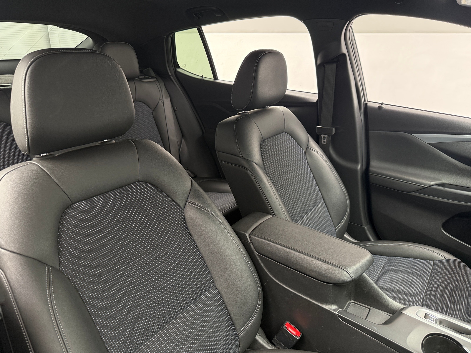 Thumbnail: 2025 Buick Envista - 2