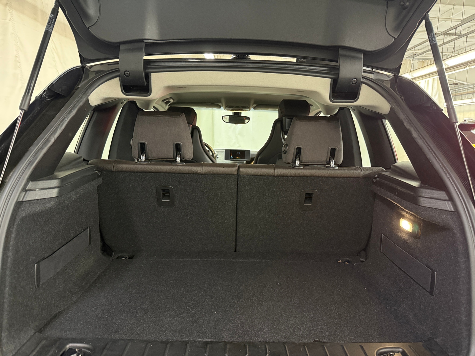 Thumbnail: 2015 BMW i3 - 6