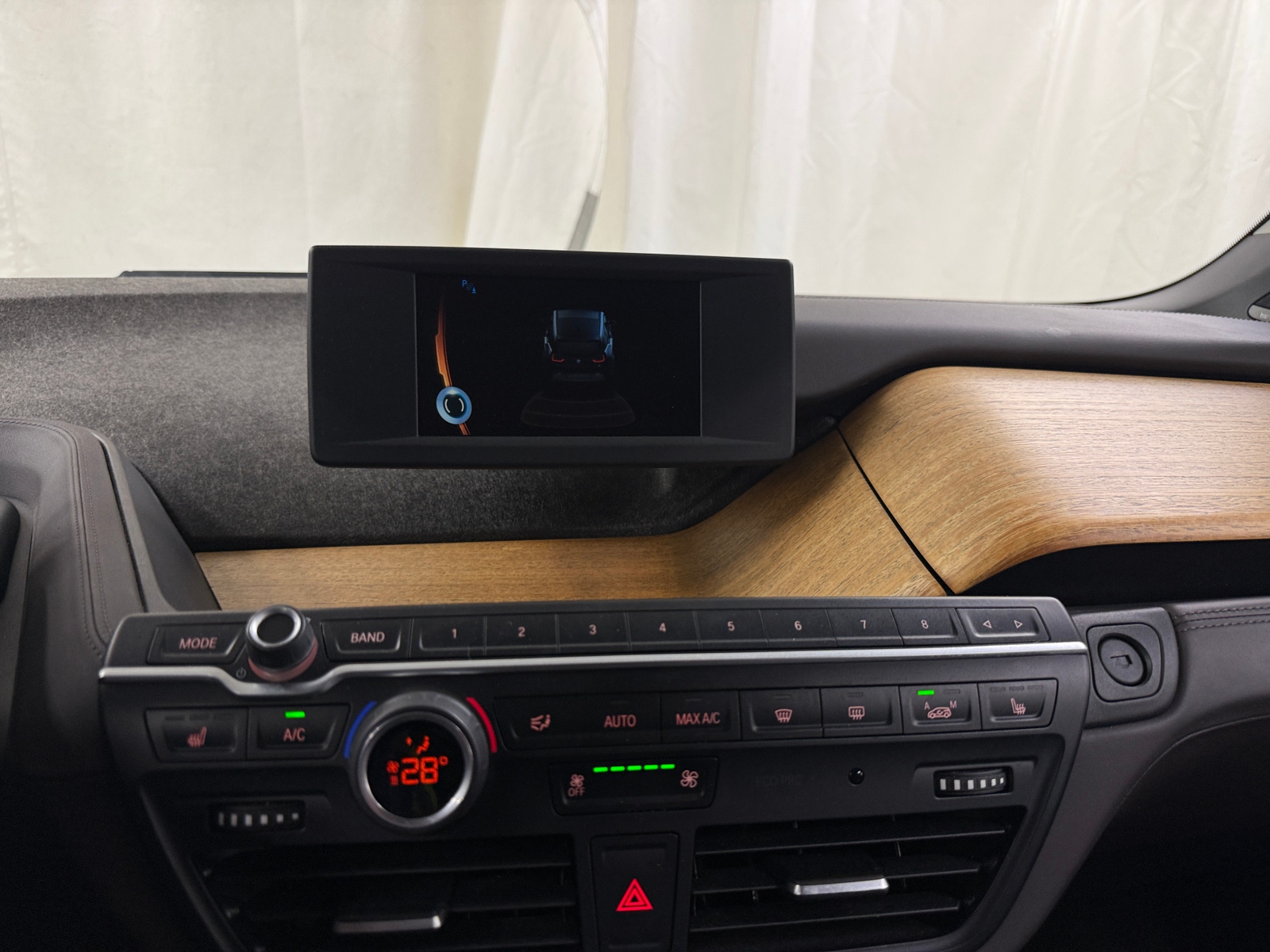 Thumbnail: 2015 BMW i3 - 3