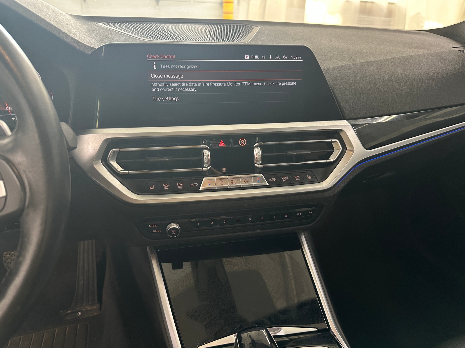 Thumbnail: 2019 BMW 3 Series - 3