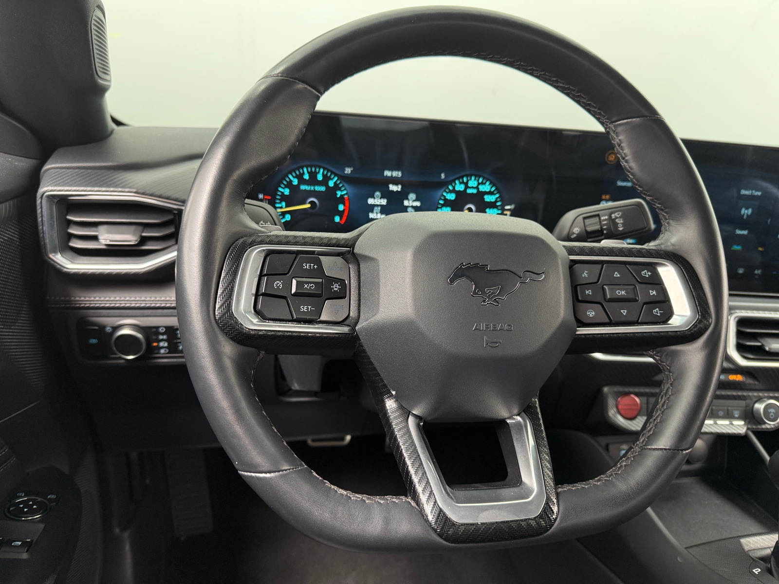 Thumbnail: 2025 Ford Mustang - 4