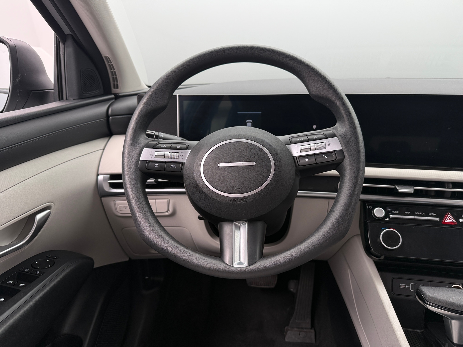 Thumbnail: 2025 Hyundai Tucson - 5