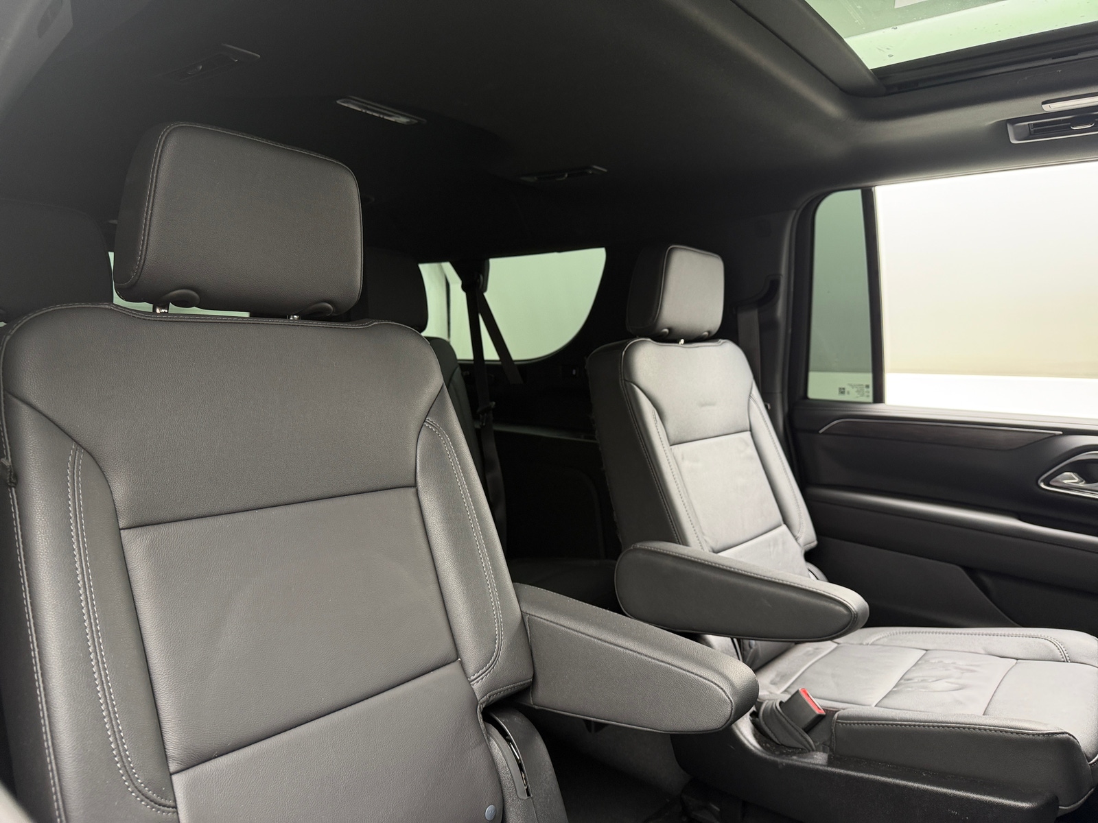 Thumbnail: 2024 Chevrolet Suburban - 5