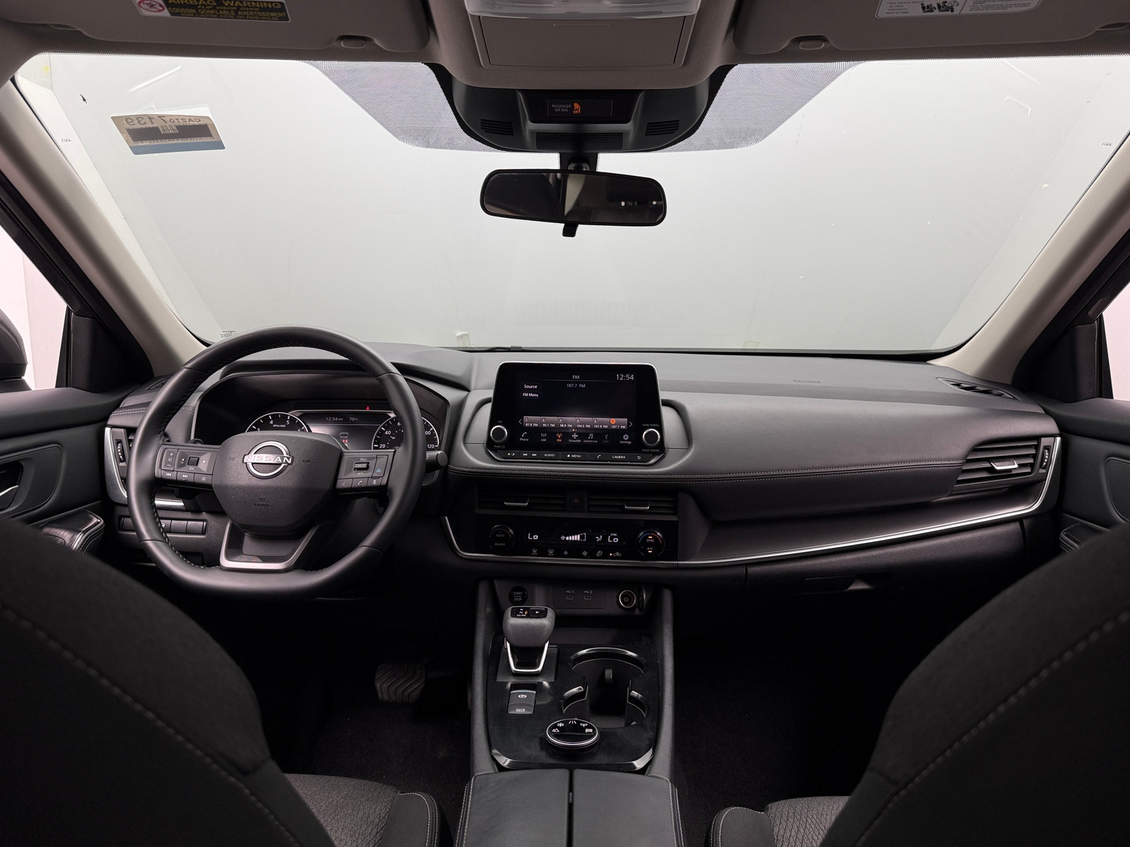 Thumbnail: 2025 Nissan Rogue - 3